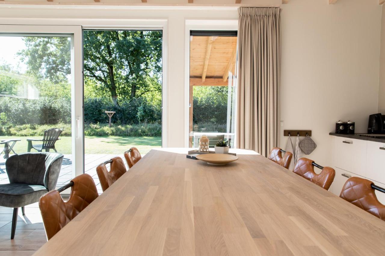 Vakantiehuis Eikzicht Gelegen Aan Het Bos Elsloo  Exterior photo