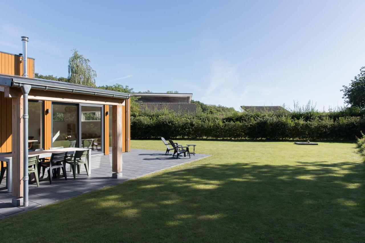 Vakantiehuis Eikzicht Gelegen Aan Het Bos Elsloo  Exterior photo