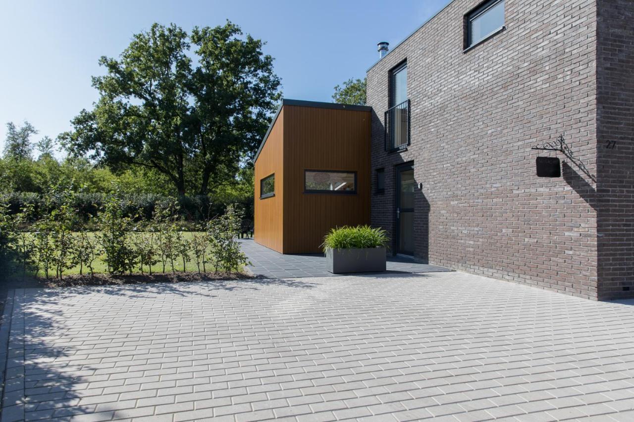 Vakantiehuis Eikzicht Gelegen Aan Het Bos Elsloo  Exterior photo